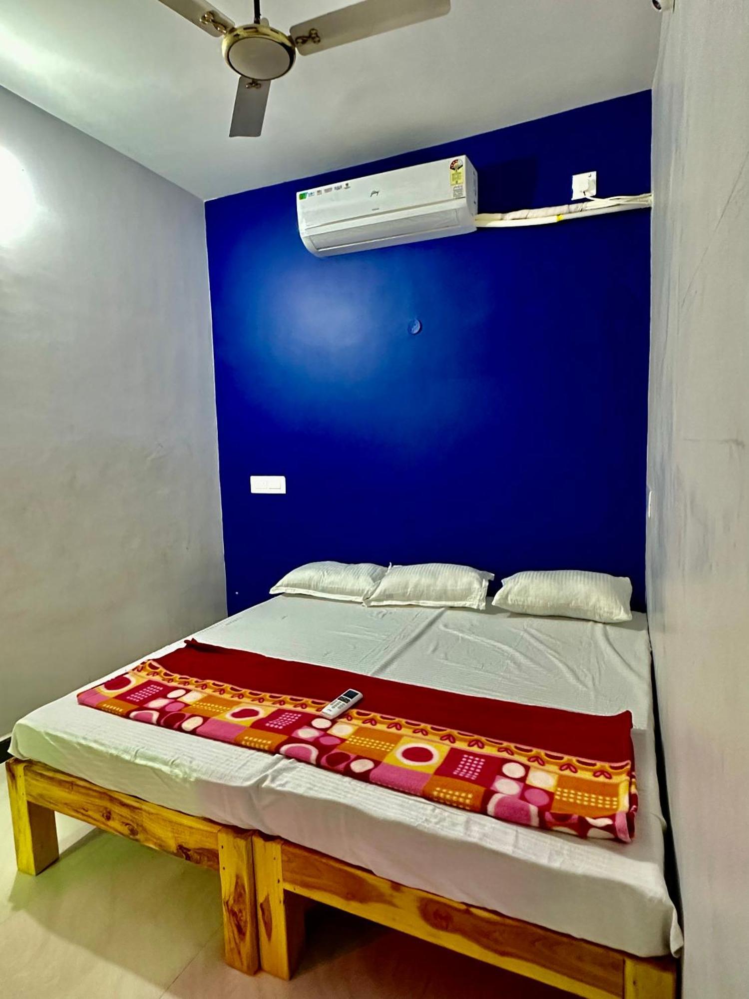 Arunachala Sashwin Guest House Tiruvannāmalai Zewnętrze zdjęcie