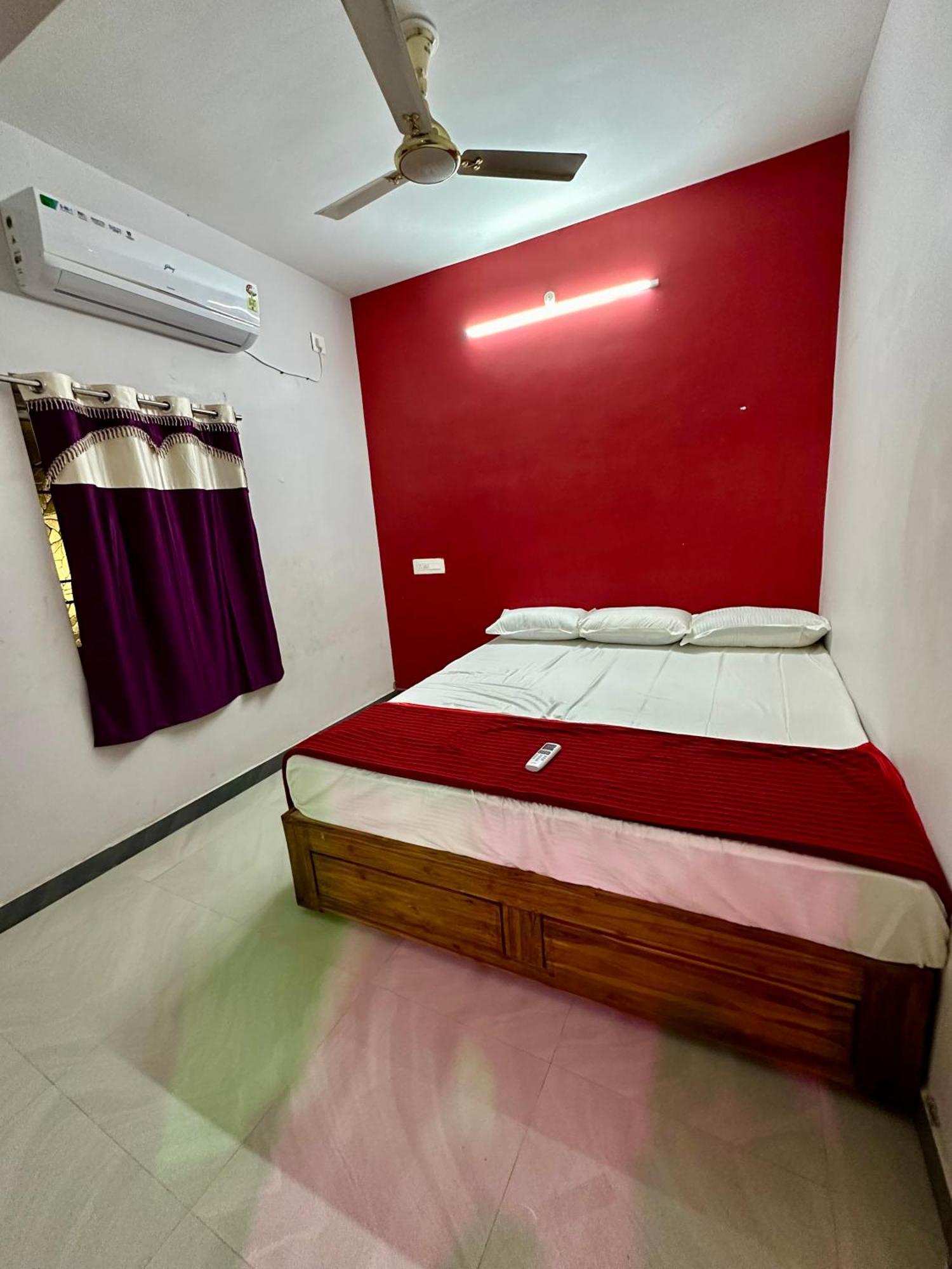 Arunachala Sashwin Guest House Tiruvannāmalai Zewnętrze zdjęcie