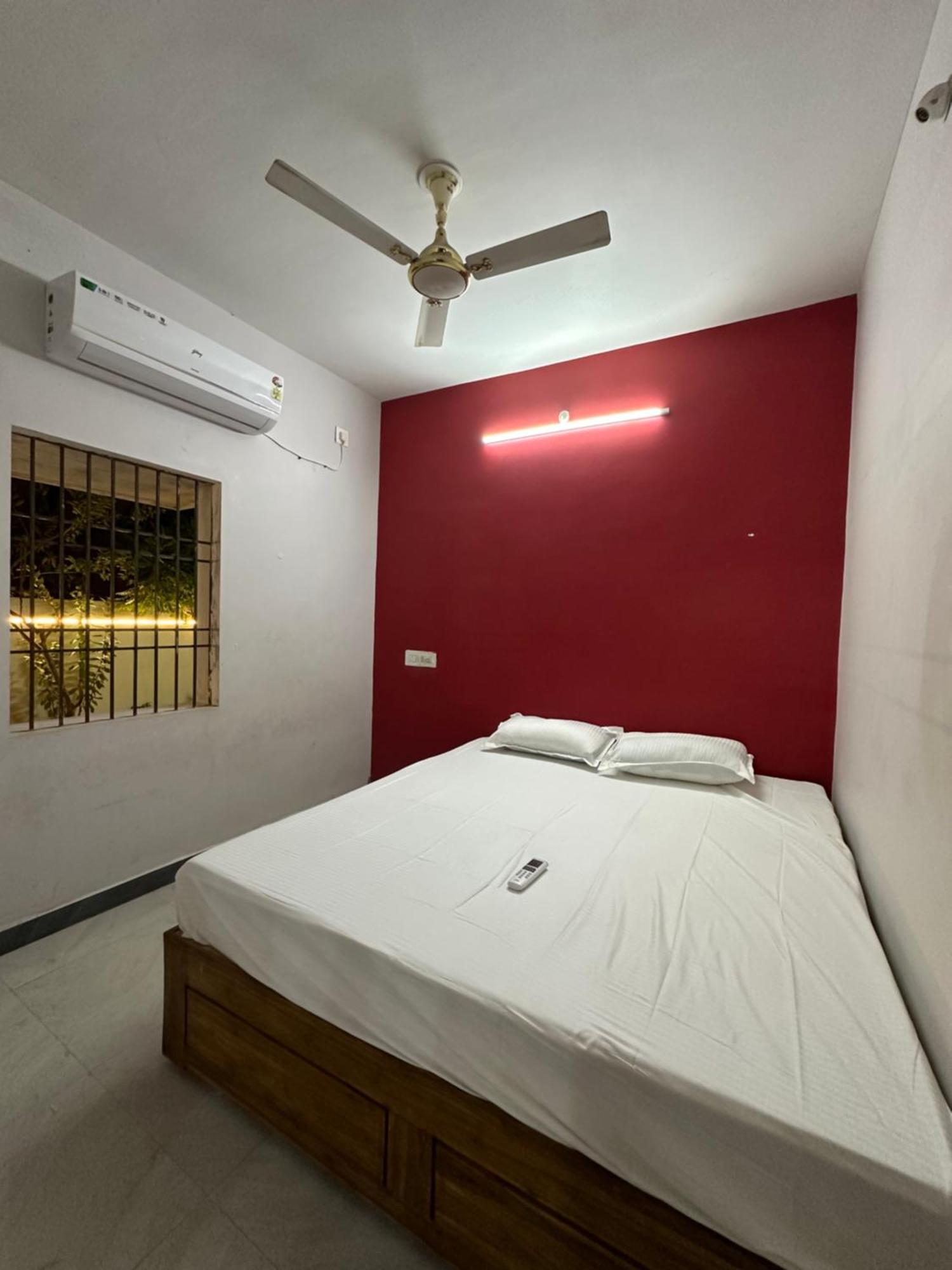 Arunachala Sashwin Guest House Tiruvannāmalai Zewnętrze zdjęcie